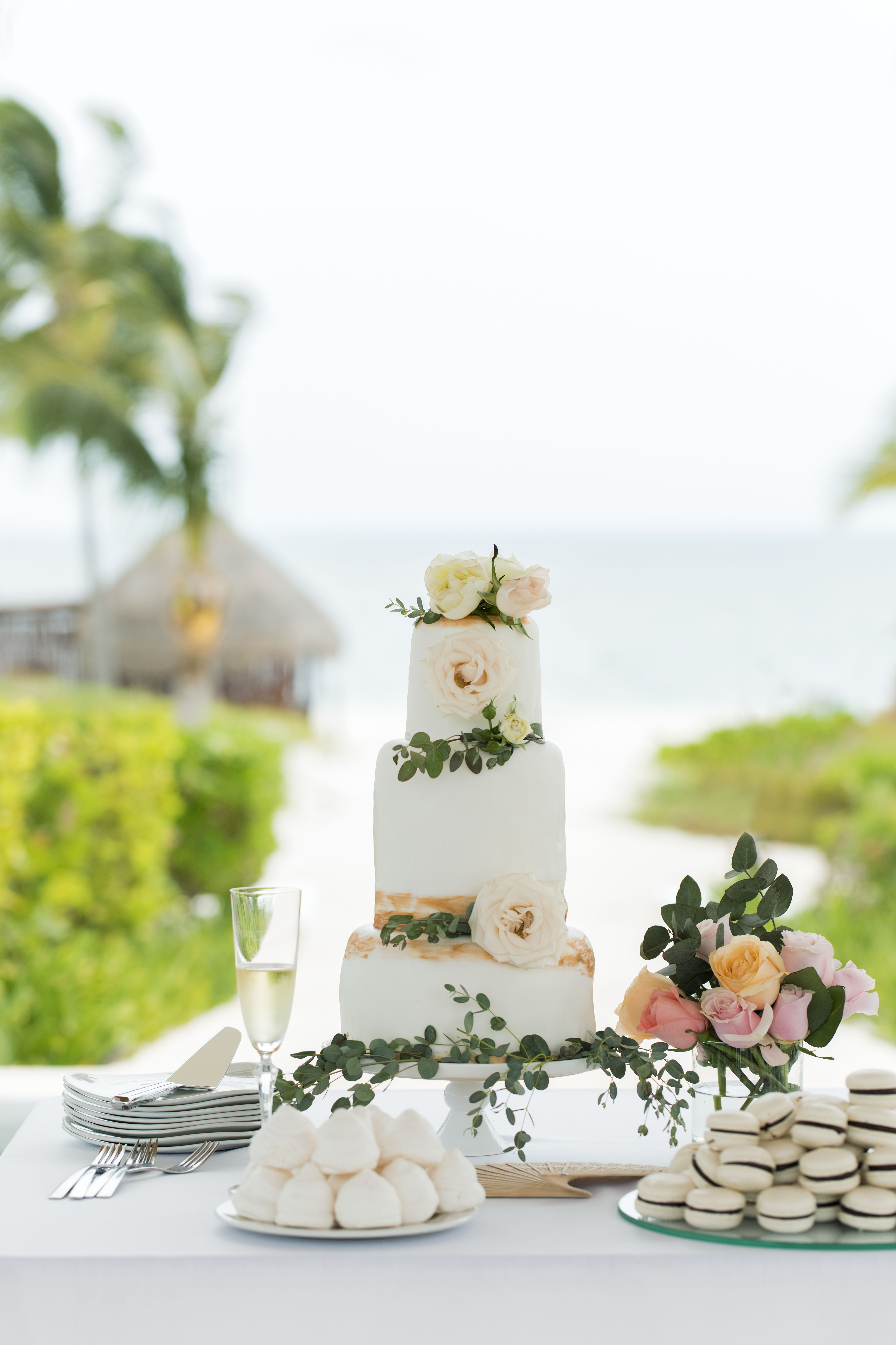 Bodas en la playa en un resort en República Dominicana Bodas en la playa en un resort en República Dominicana